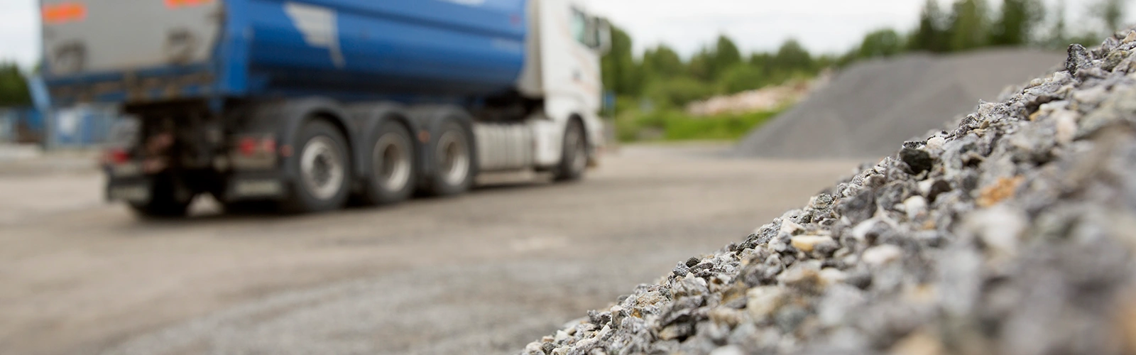 Grusutläggare och massmaster